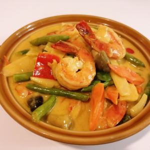 Crevettes au curry vert